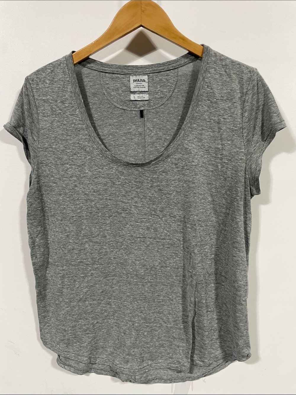 Prana Gray Scoop Neck Short Sleeve Tee